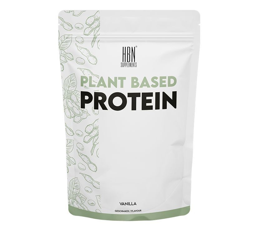 Weiße Tüte mit "HBN Supplements" und "Plant Based Protein" Schriftzug. Grüne Akzente und Vanille-Geschmacksangabe.