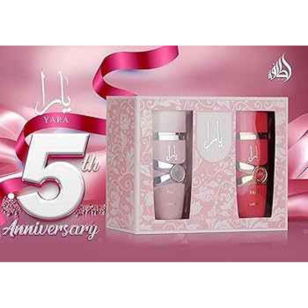 Geschenkset mit zwei Parfümflaschen in Rosa und Rot, verpackt in einer rosafarbenen Schachtel mit silbernen Akzenten.