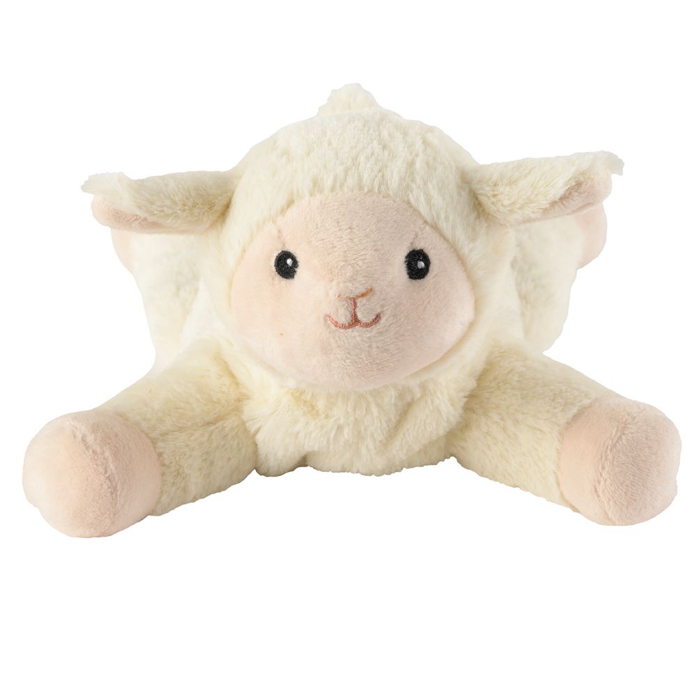 Cremefarbenes Lamm-Plüschtier mit rosa Akzenten. Gesicht mit Augen und Mund. Ohren stehen ab. Liegende Position.