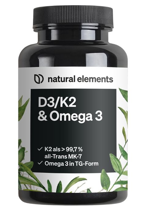 Schwarze Flasche mit weißem Etikett. Aufschrift: D3/K2 & Omega 3. K2 als >99,7% all-Trans MK-7. Omega 3 in TG-Form. Blätter.