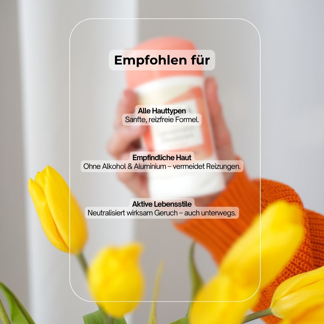 Deodorant-Stick in Hand mit Text. Text: Empfohlen für alle Hauttypen, empfindliche Haut, aktive Lebensstile.