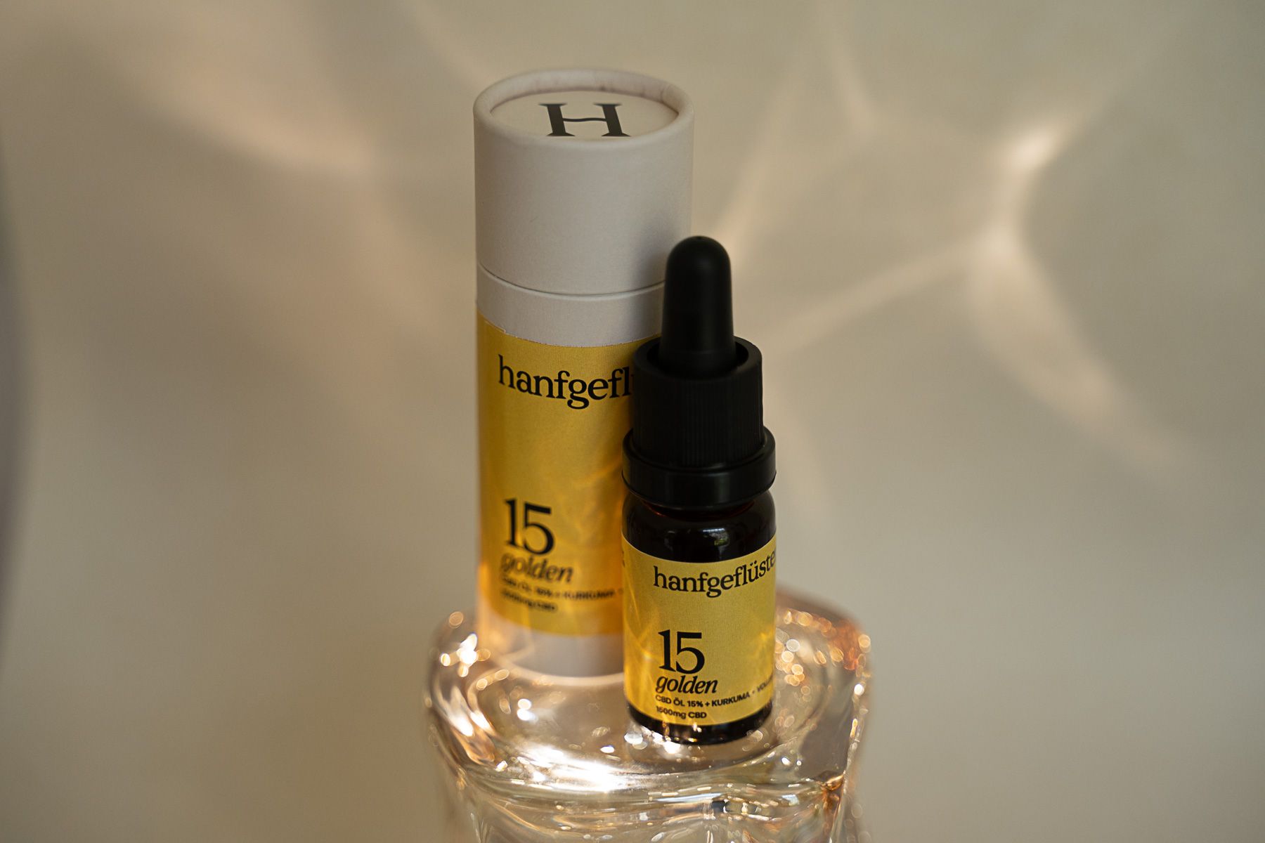 Hanfgeflüster Goldenes CBD Öl 15% 10 ml Tropfen zum Einnehmen