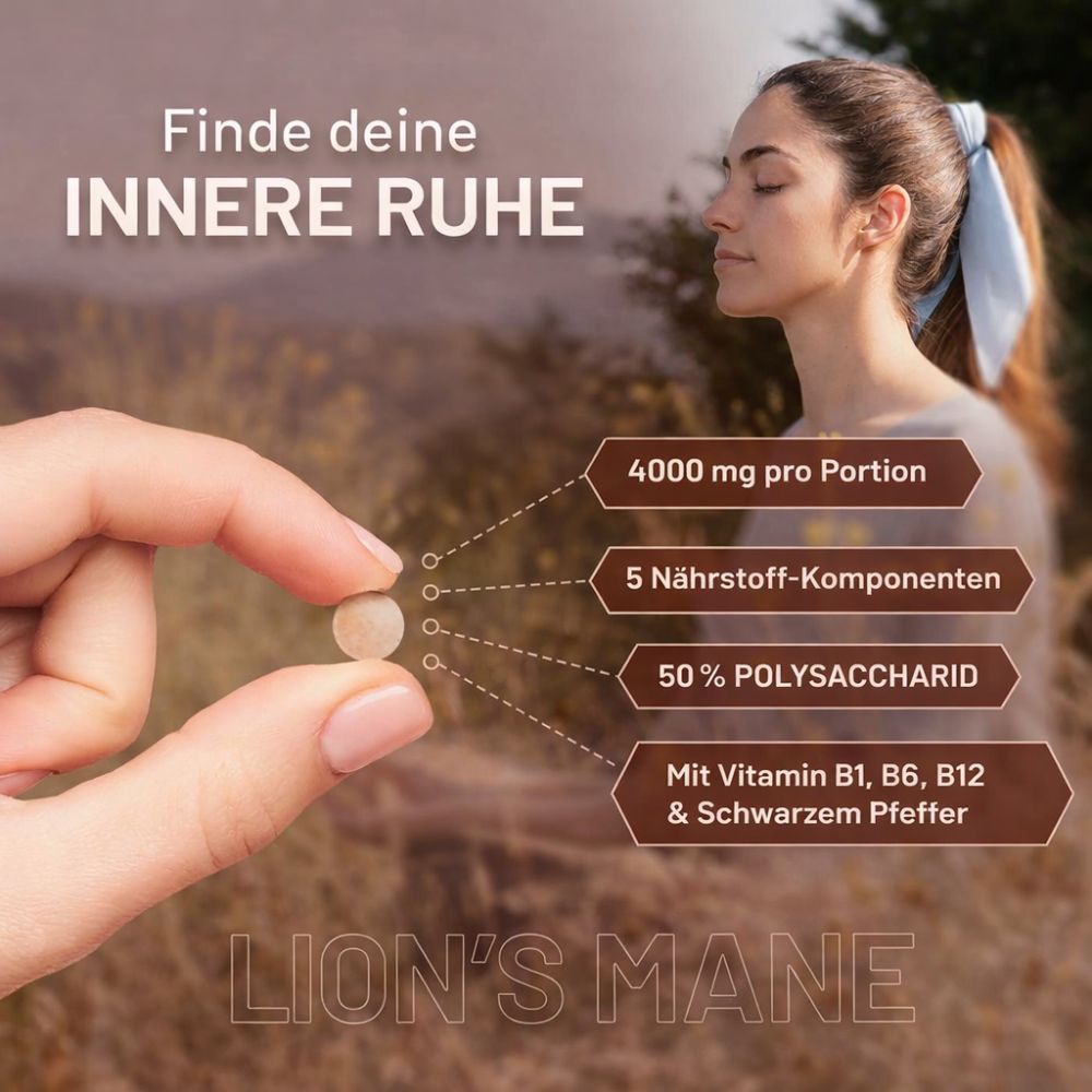 Eine Hand hält eine Tablette. Text: 4000 mg pro Portion, 5 Nährstoff-Komponenten, 50% Polysaccharid.