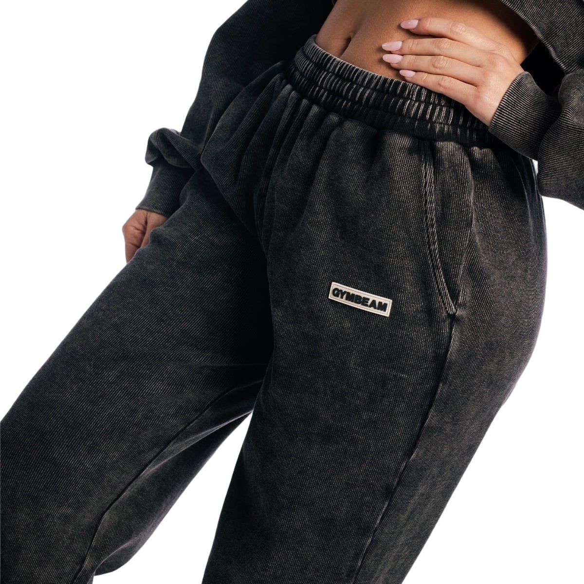 GymBeam Jogginghose Damen oversized mit hoher Taille Washed Black