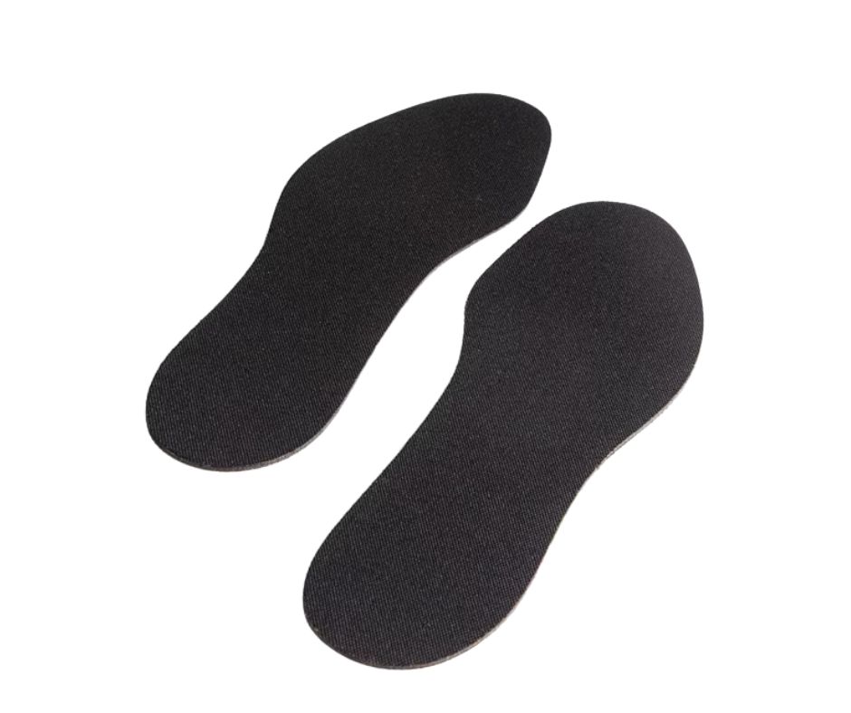 Zwei schwarze orthopädische Einlegesohlen. Anatomische Form, für Damenfüße.