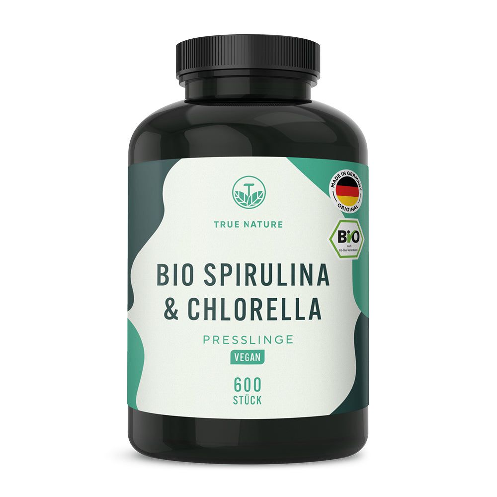 Schwarzer Behälter mit TRUE NATURE Bio Spirulina & Chlorella Presslingen. 600 Stück.
