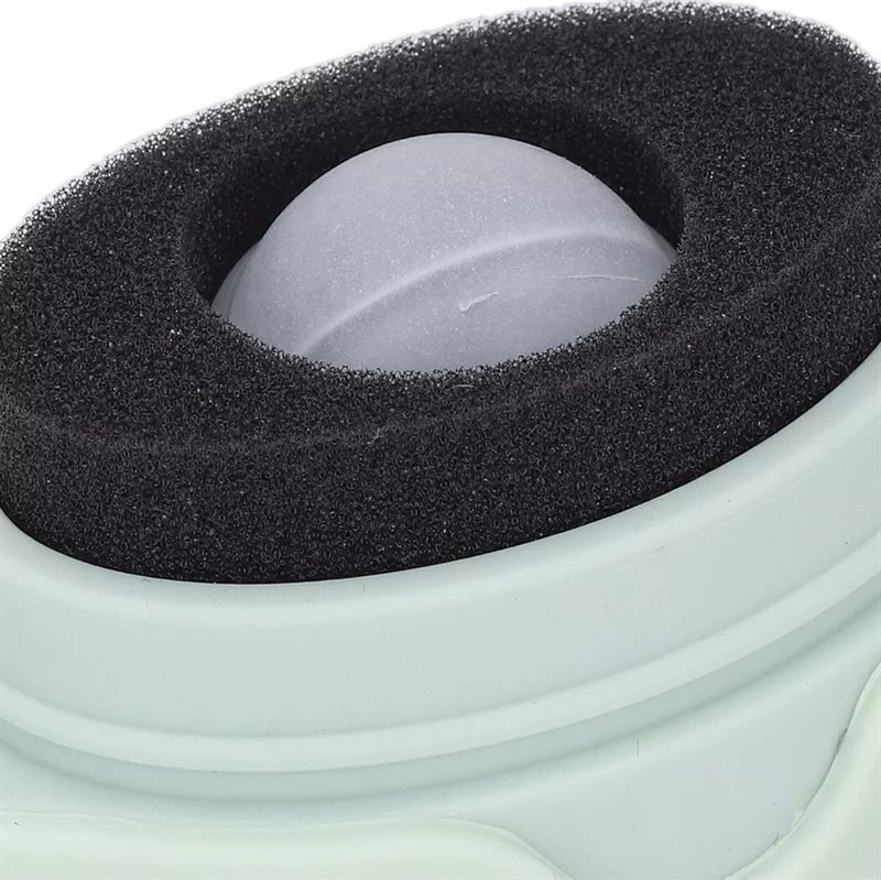 Nahaufnahme eines hellgrünen Applikators mit schwarzem Schwamm und Kugel. Der Schwamm umgibt die Kugel.