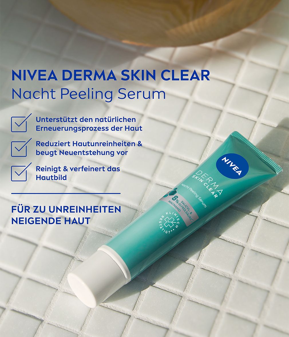 NIVEA Derma Skin Clear Nacht Peeling Serum