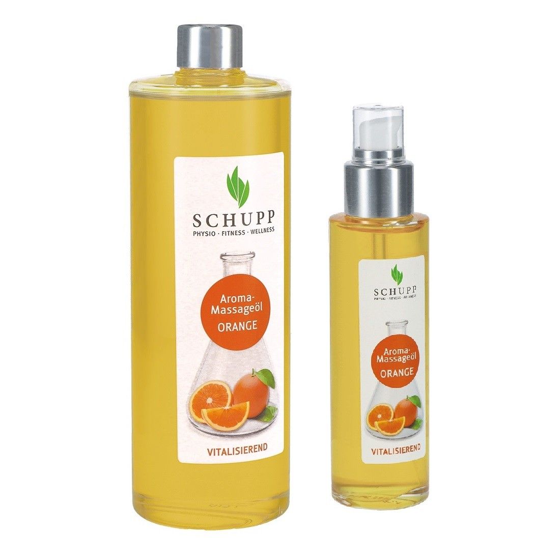 Zwei Schupp Aroma-Massageöl Orange Flaschen. Eine große und eine kleine. Etiketten mit Orangen-Illustration. Vitalisierend.
