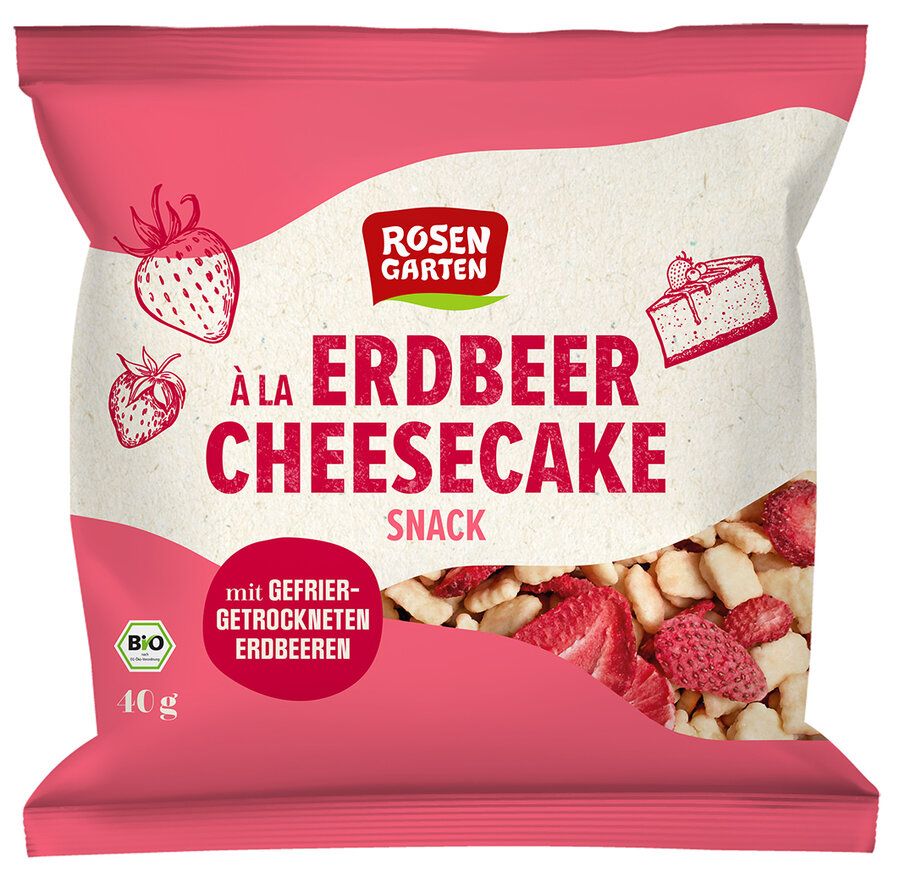Rosa-weiße Snack-Verpackung mit Erdbeer-Cheesecake-Aufdruck. Logo: Rosengarten. Text: Erdbeer Cheesecake Snack. Bio-Siegel. 40g.