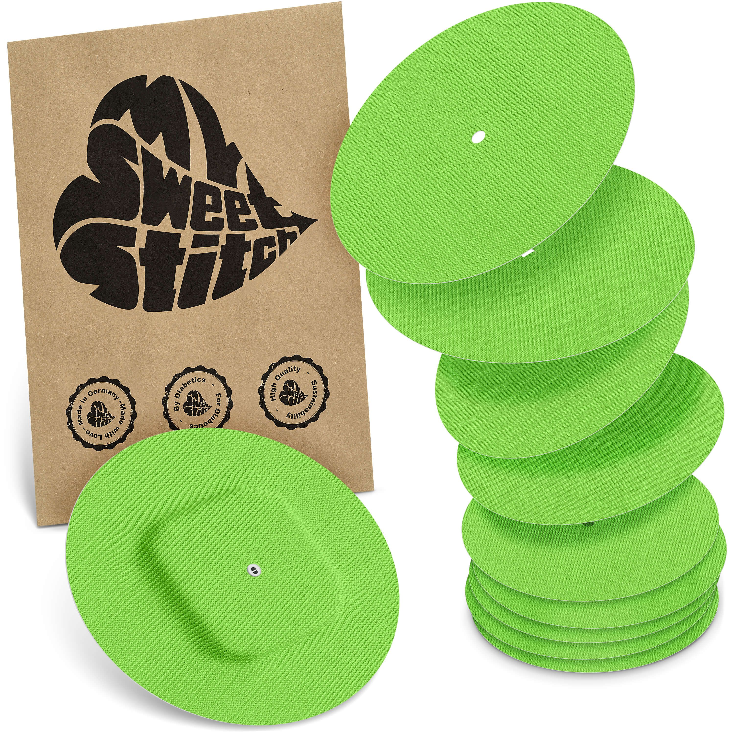 Grüne, runde Pflaster mit geriffelter Oberfläche. Verpackung mit Logo "My Sweet Stitch". Siegel: Made in Germany, für Diabetiker.