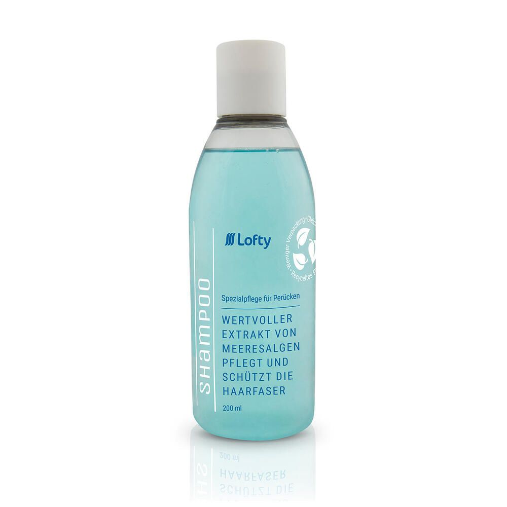 Blaues Shampoo in einer Flasche. Aufschrift: Lofty, Shampoo, wertvoller Extrakt von Meeresalgen, schützt die Haarfaser.