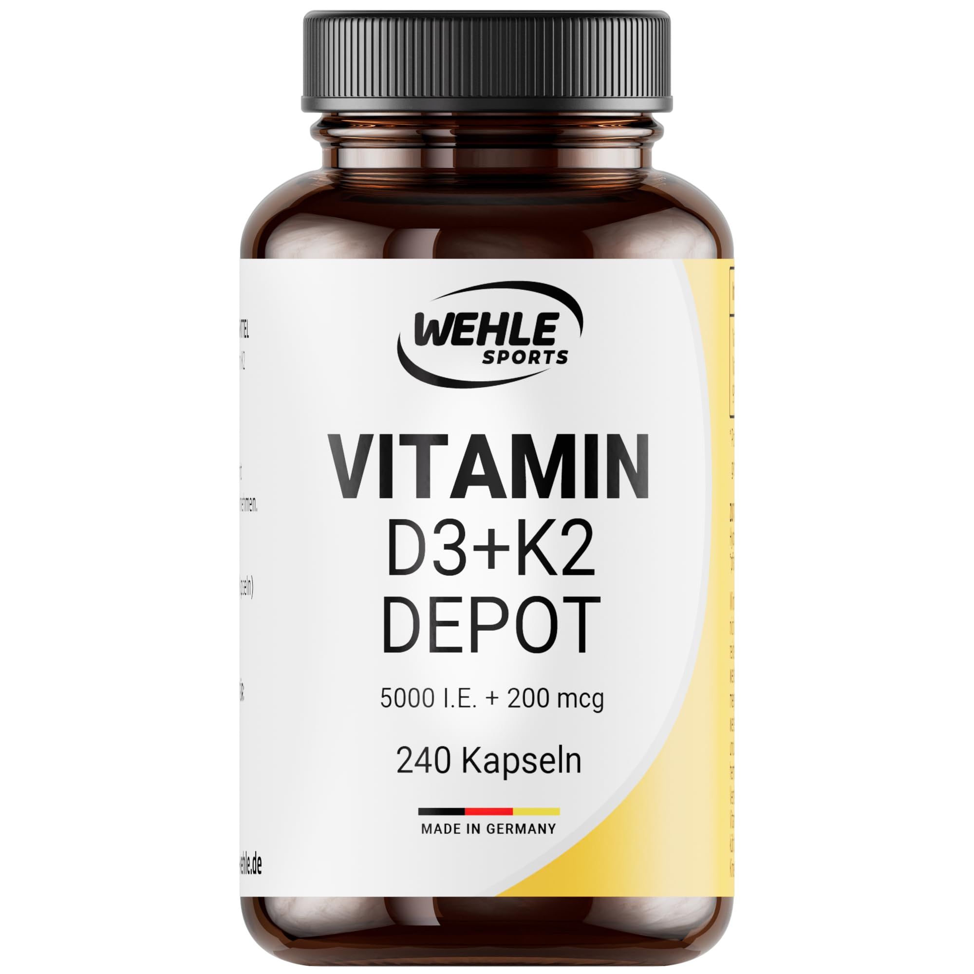 Braune Glasflasche mit schwarzem Deckel. Wehle Sports Logo. Aufkleber: Vitamin D3+K2 Depot, 5000 I.E. + 200 mcg, 240 Kapseln. Text: Made in Germany.