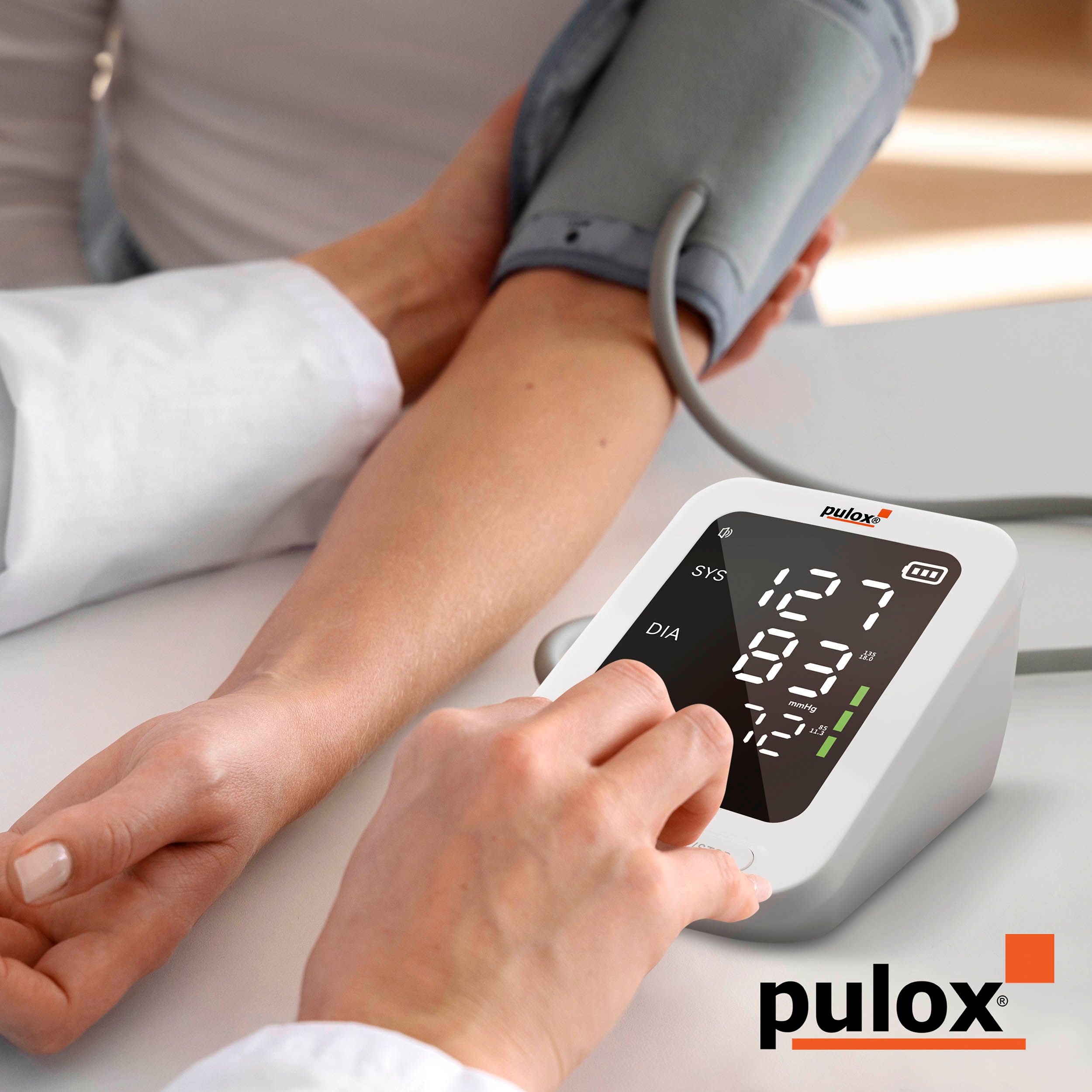Pulox BP-100 - Oberarm-Blutdruckmessgerät inkl. 2 Manschetten