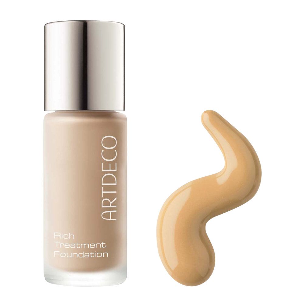 Artdeco Rich Treatment Foundation Flasche und Produktprobe. Flasche mit silbernem Deckel, Schriftzug. Probe in Wellenform.