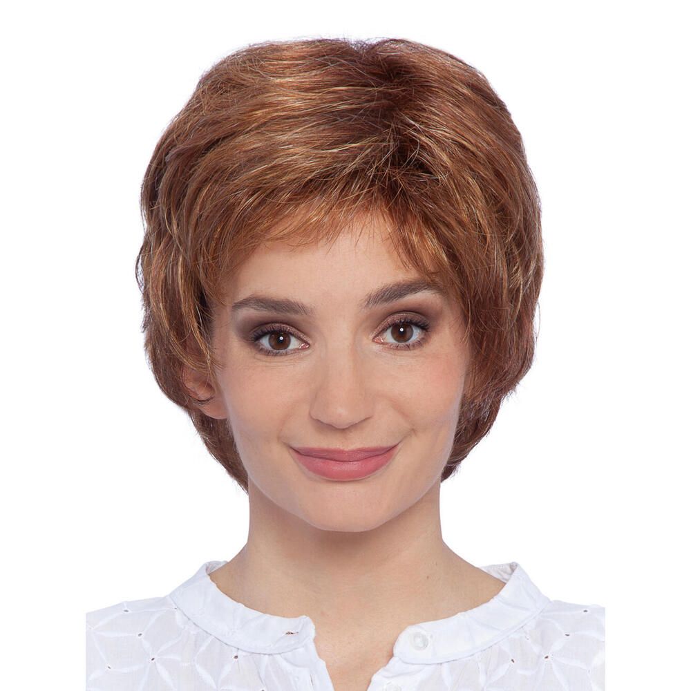 Perücke Julia von Lofty, braun-rot, kurze Haare, Frontalansicht einer Frau.