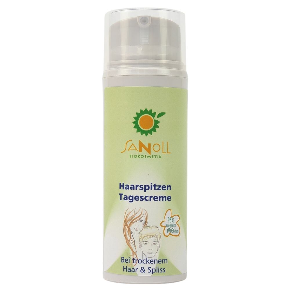 Zylindrische Flasche mit Sprühkopf. Aufschrift: Sanoll Biokosmetik, Haarspitzen Tagescreme. Illustration von Haaren. Text: Bei trockenem Haar & Spliss.