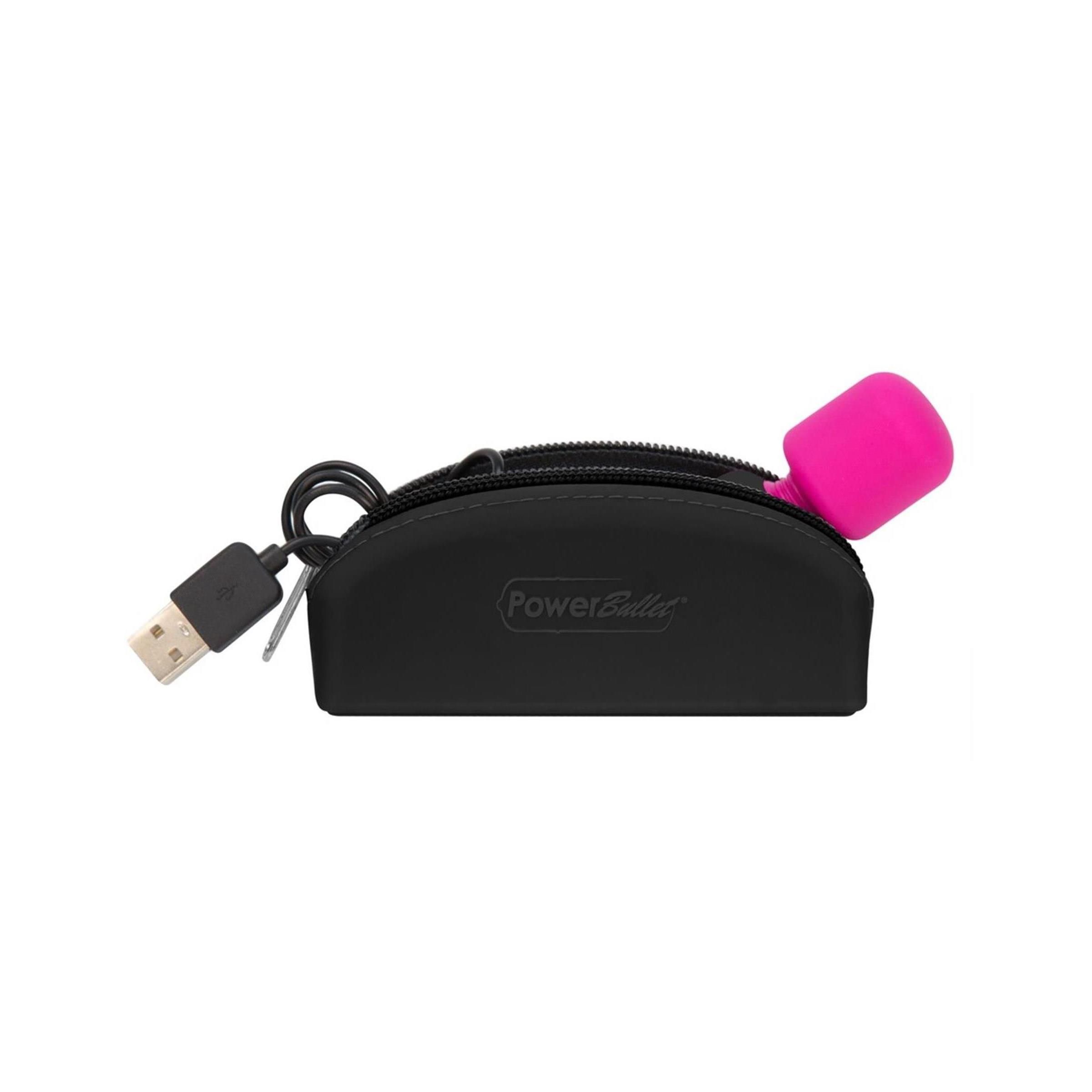 Schwarze Silikonhülle mit Reißverschluss, USB-Kabel und pinkfarbenem Produkt. Aufdruck: PowerBullet.