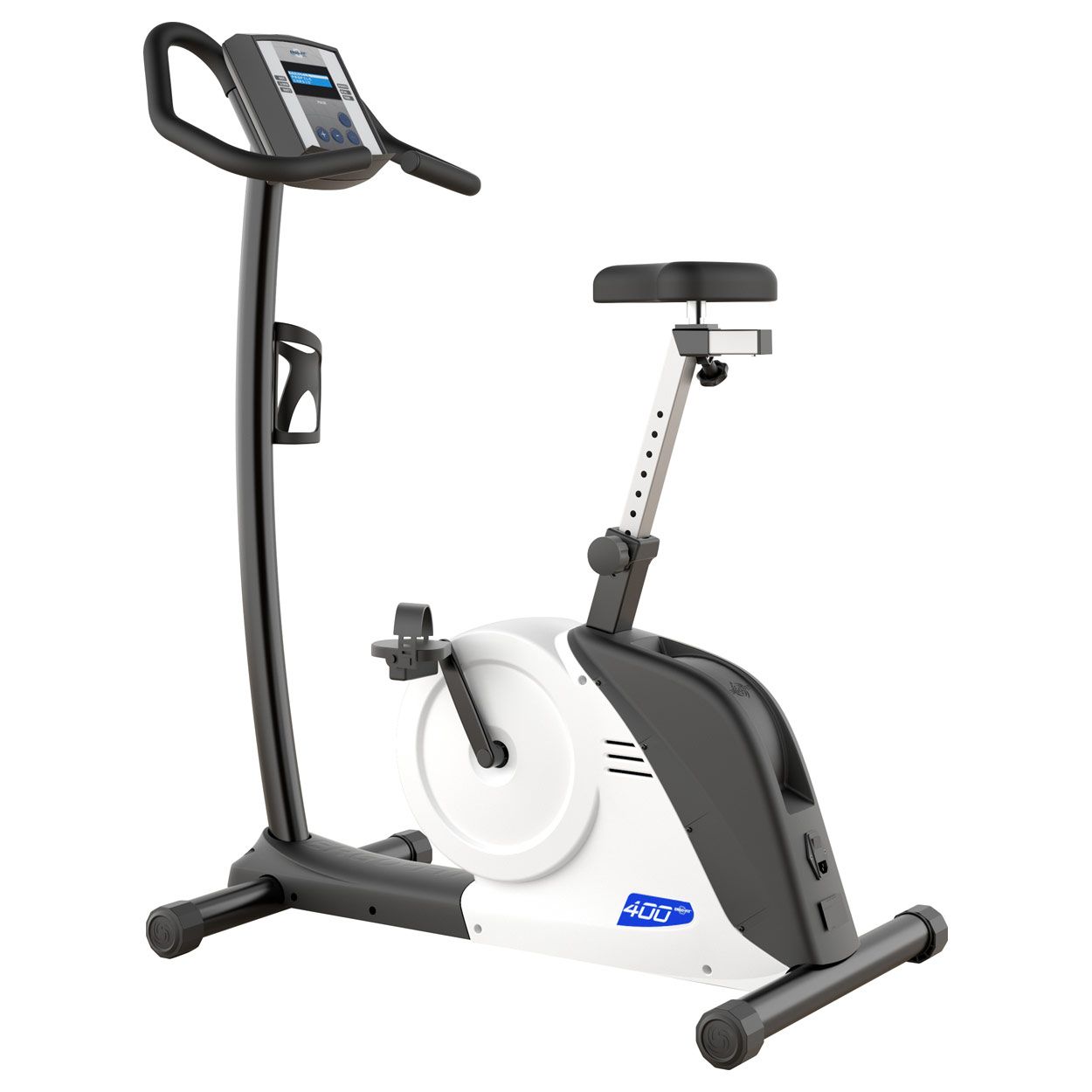 Ergometer Cycle 400. Schwarz-weiß, mit Sitz, Pedalen und Display. Wasserflaschenhalterung. Schwarze Griffe und Stütze.