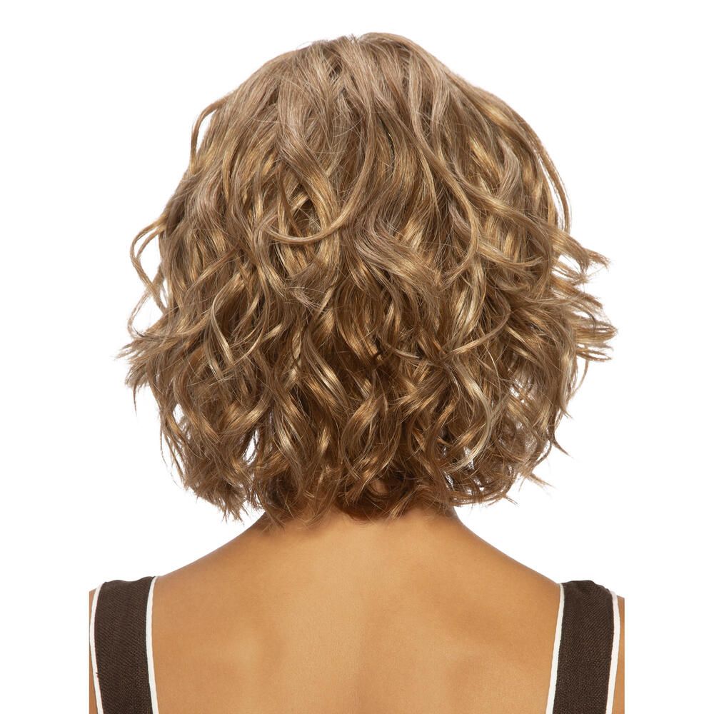 Perücke Capri, blond, gewellt. Rückansicht. Schulterlange Haare mit Locken.