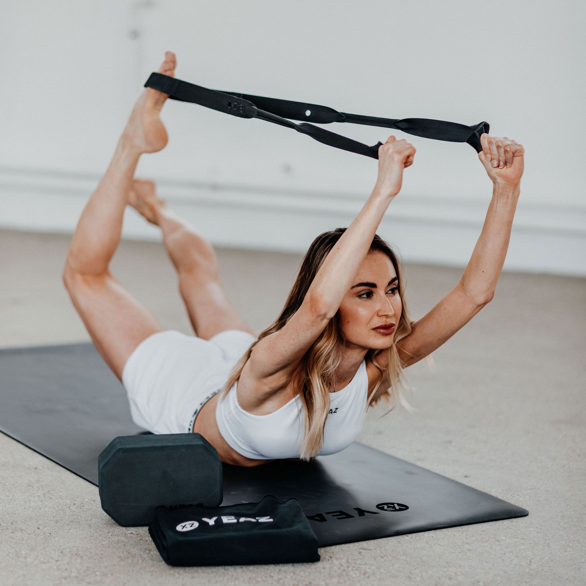 YEAZ FEEL PRO Yoga-Band + Öse