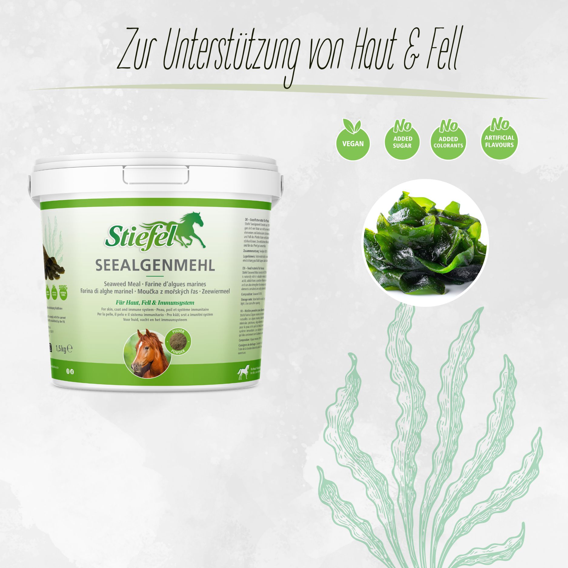 Weißer Eimer mit grünem Etikett. Aufschrift: Stiefel Seealgenmehl. Abbildung von Algen und Pferd. Vegan, ohne Zucker, ohne Farbstoffe, ohne Aromen.