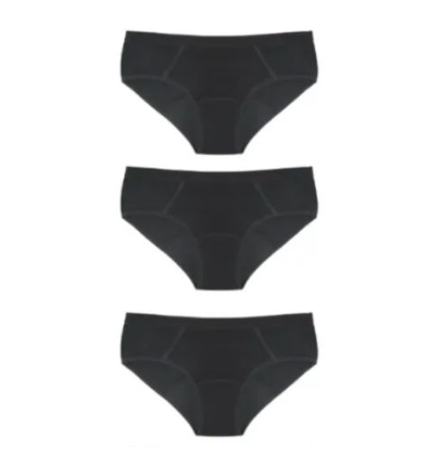 Drei schwarze SELENACARE Periodenunterwäsche Teens Sporty Slips. Blick von vorne.