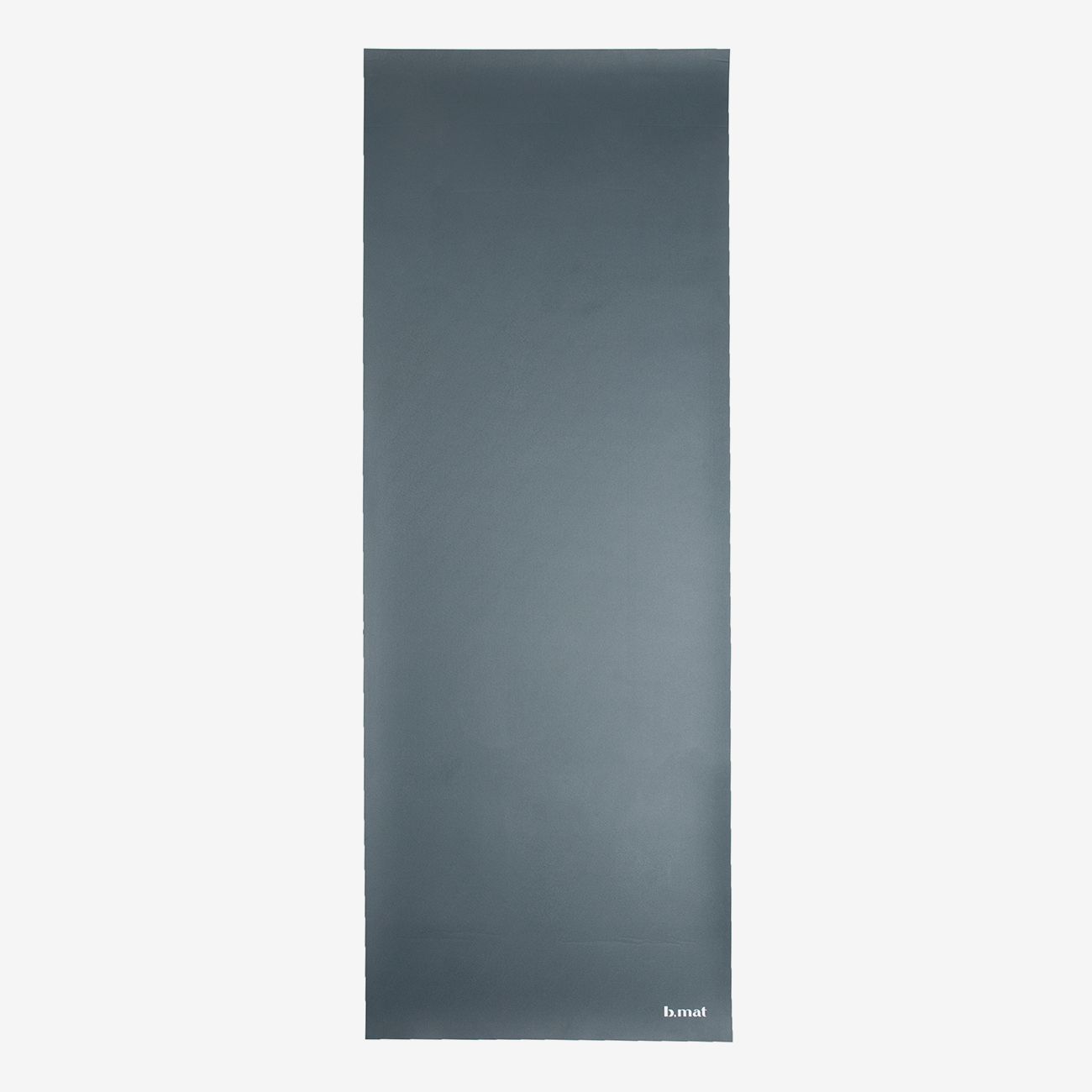 Anthrazitfarbene Yogamatte, flach ausgebreitet. Das Logo "b.mat" ist unten rechts sichtbar.