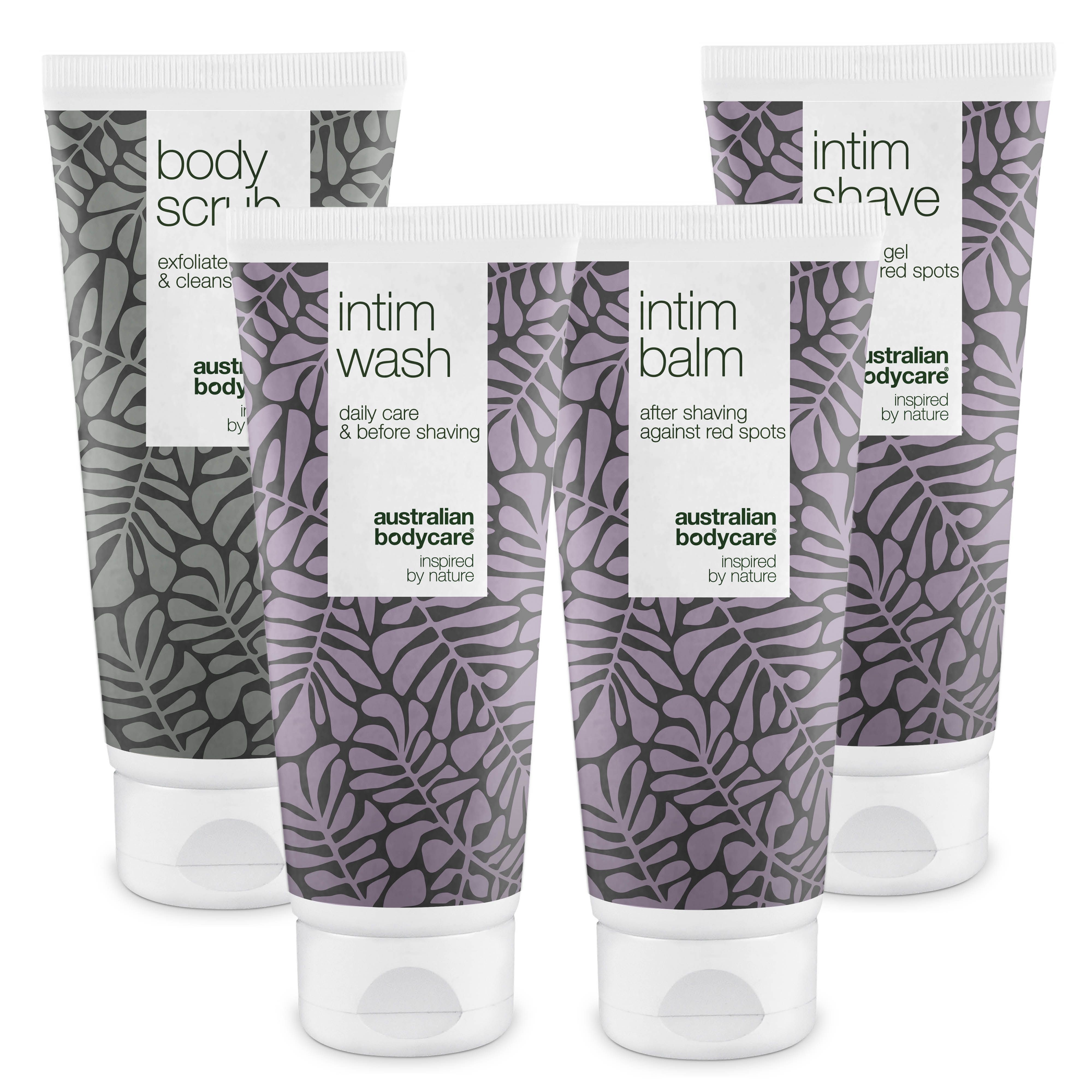 Quatre tubes de soins intimes. Produits : Body Scrub, Intim Wash, Intim Balm, Intim Shave. Motif blanc et violet. Bouchon blanc.
