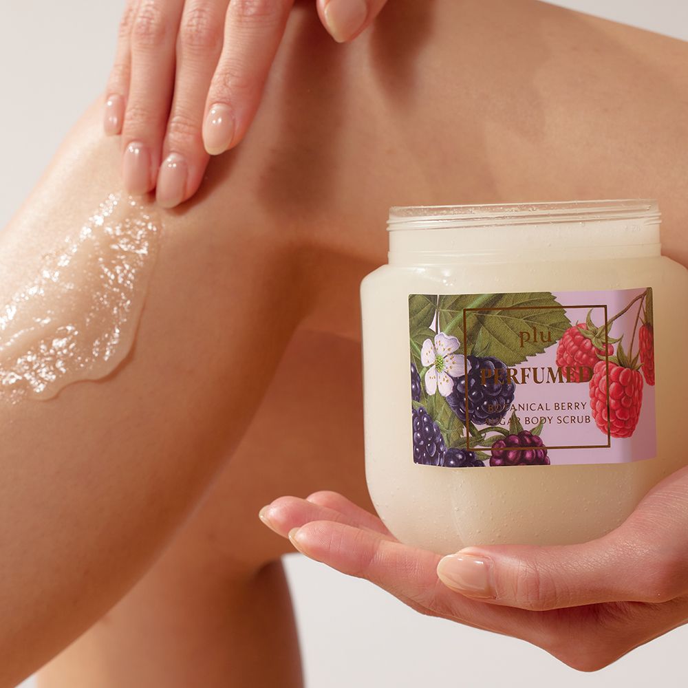 PLU Perfumed Botanical Berry Body scrub