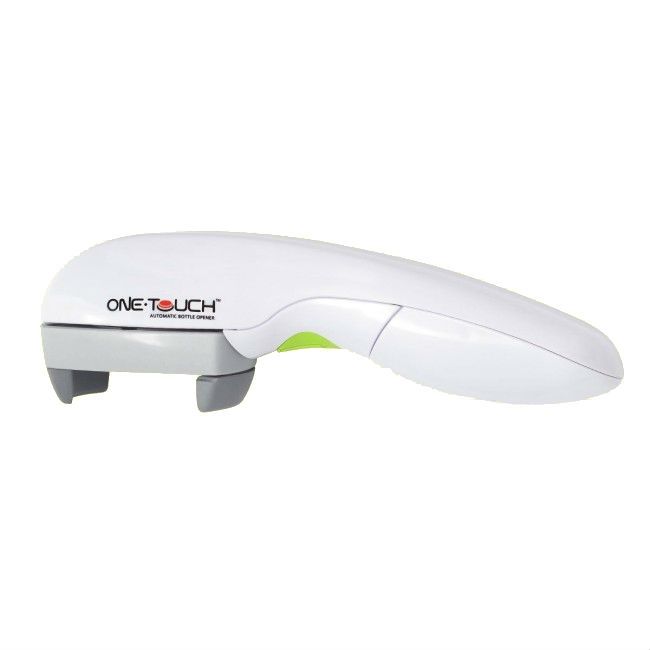 Apribottiglie automatico bianco. Dettagli grigi e verdi. Testo: ONE-TOUCH AUTOMATIC BOTTLE OPENER.