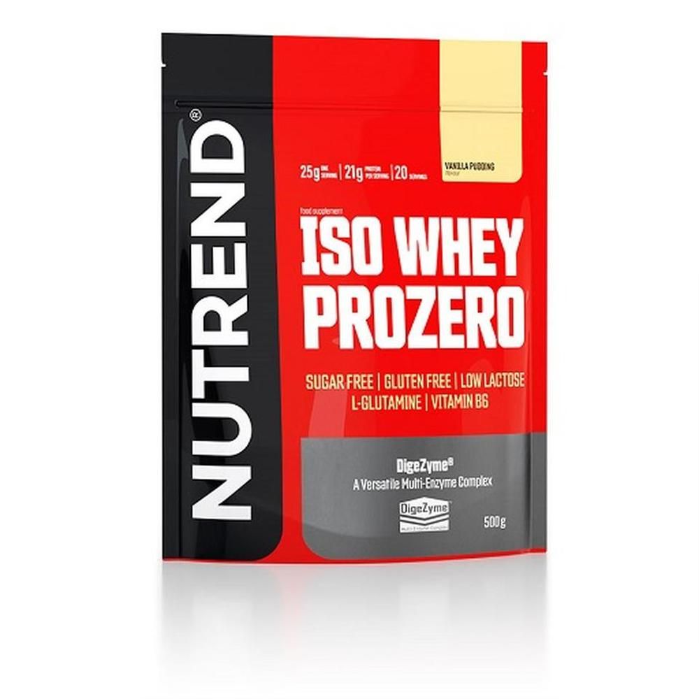 Beutel mit rotem und schwarzem Design. Aufschrift: NUTREND, ISO WHEY PROZERO. Text: Sugar Free, Gluten Free, Low Lactose, L-Glutamine, Vitamin B6. Vanillepudding.