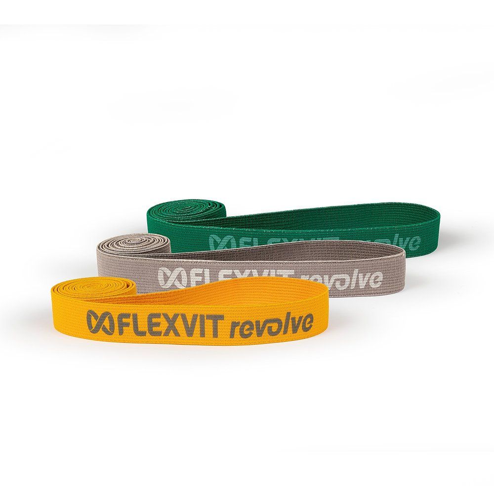 Drei Flexvit Revolve Elastikbänder. Gelb, grau und grün. Flexvit-Logo und Produktname auf jedem Band deutlich sichtbar.