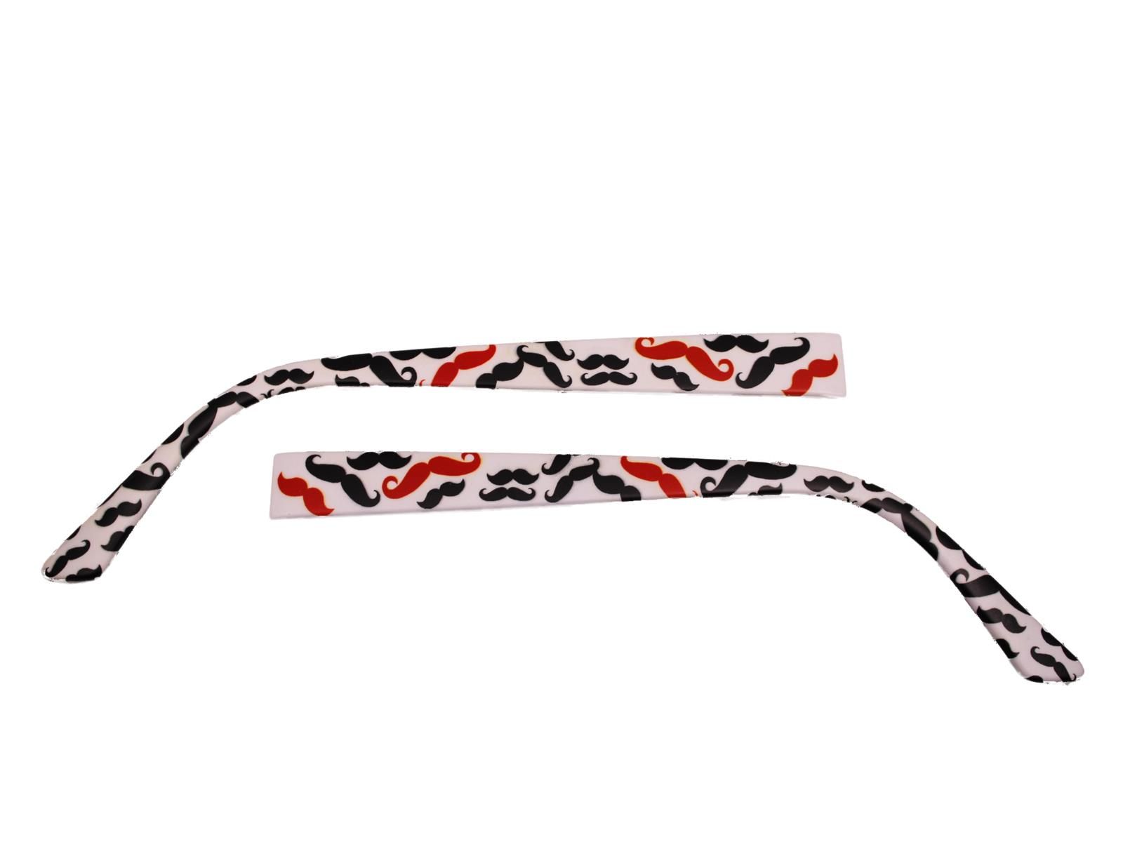 Zwei Brillenbügel mit weißem Hintergrund. Sie sind mit schwarzen und roten Schnurrbärten bedruckt.