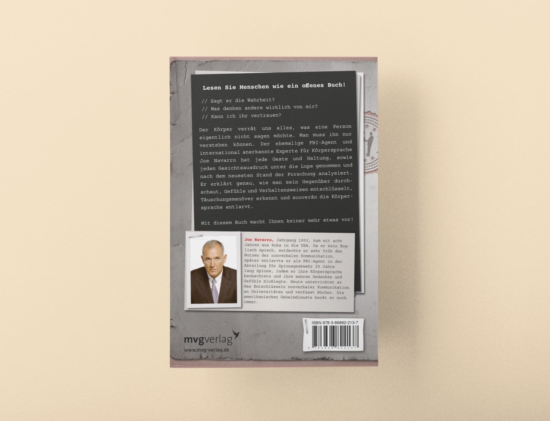 Rückseite des Buches "Menschen lesen". Text, Foto eines Mannes, ISBN-Code und Verlagslogo.
