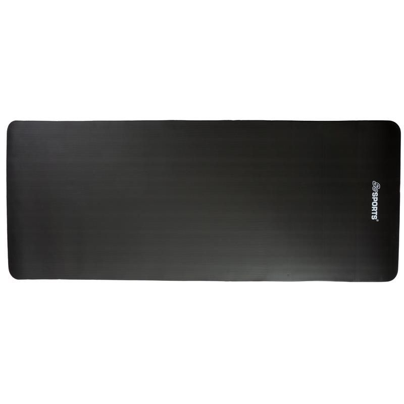 Ausgebreitete schwarze Gymnastikmatte. Logo ScSPORTS am Rand.