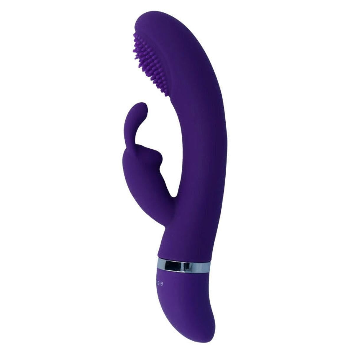 Lila Vibrator mit Kaninchenohren-Design. Mit geriffelter Spitze und silbernem Ring am Griff.