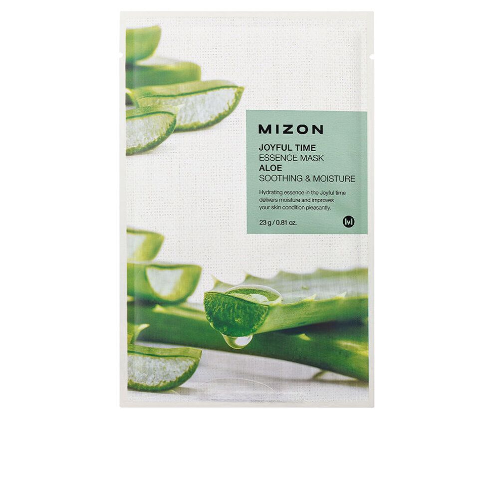 Gesichtsmaske mit Aloe Vera. Verpackung mit Produktnamen und Inhaltsstoffen. Aloe Vera-Scheiben als Dekoration.