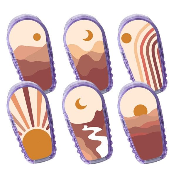 Sechs Aufkleber mit Landschaftsmotiven. Lila Umrandung. Designs: Berge, Sonne, Mond, Regenbogen.