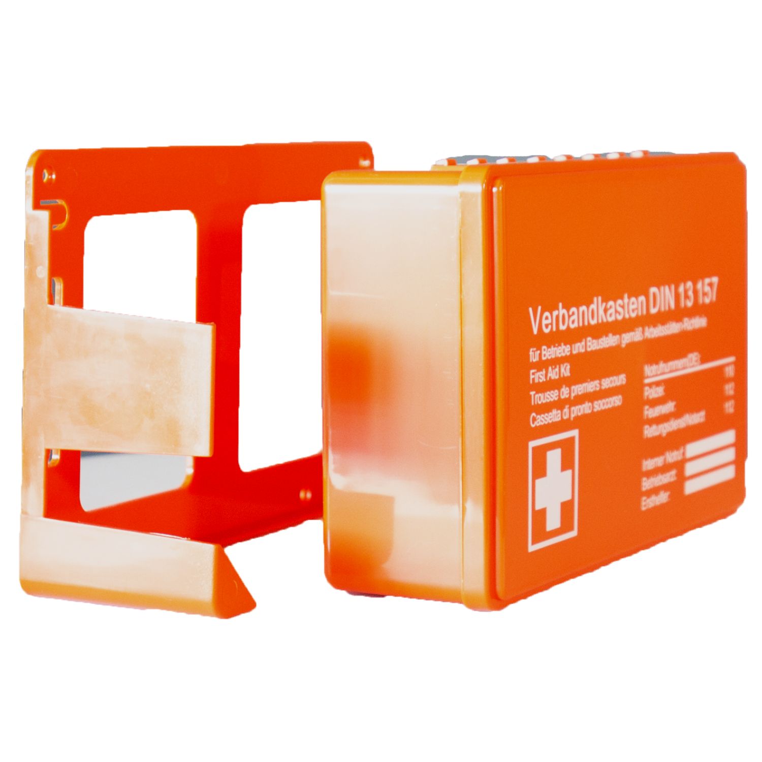 Orange Erste-Hilfe-Koffer Typ C, geöffnet. Text: Verbandkasten DIN 13 157, Notrufnummern. Koffer und Halterung getrennt.