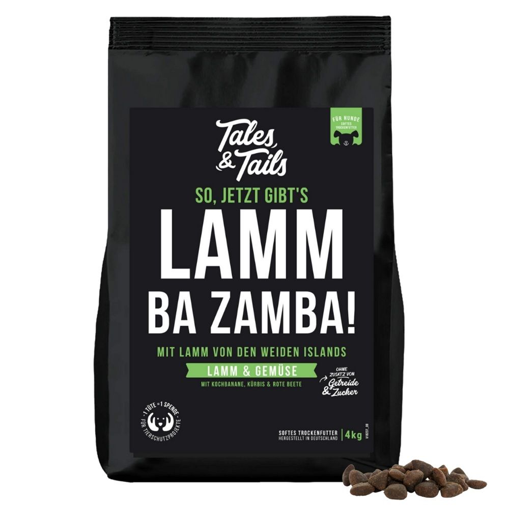 Schwarze Tüte mit Trockenfutter. Aufschrift: Tales & Tails, Lamm Ba Zamba! Mit Lamm & Gemüse. 4kg.