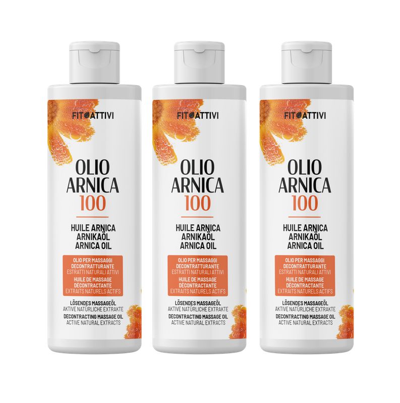 Drei weiße Flaschen mit weißem Deckel. Auf jeder Flasche steht "OLIO ARNICA 100" und "FIT ATTIVI".