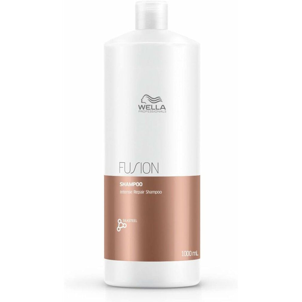 Weiße Shampoo-Flasche mit braunem Etikett. Aufschrift: Wella Fusion, Shampoo, Intense Repair Shampoo. 1000ml.