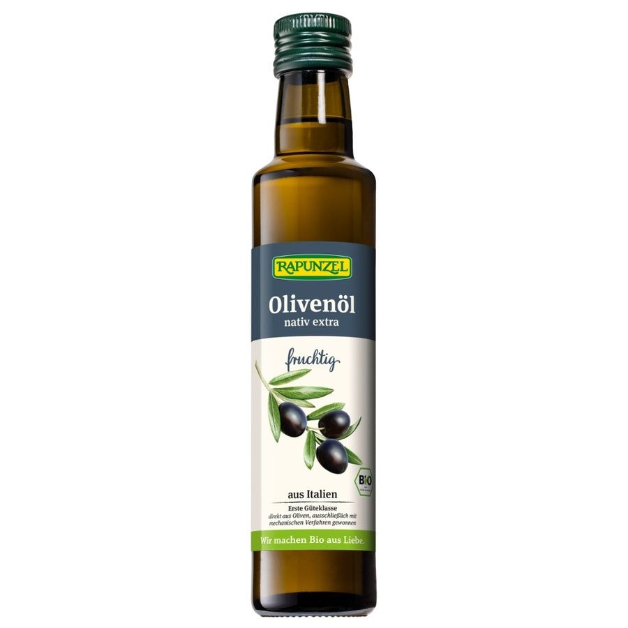 Braune Glasflasche mit grünem Deckel. Etikett mit Olivenöl-Logo und Text. Abbildung von Oliven und Blättern.