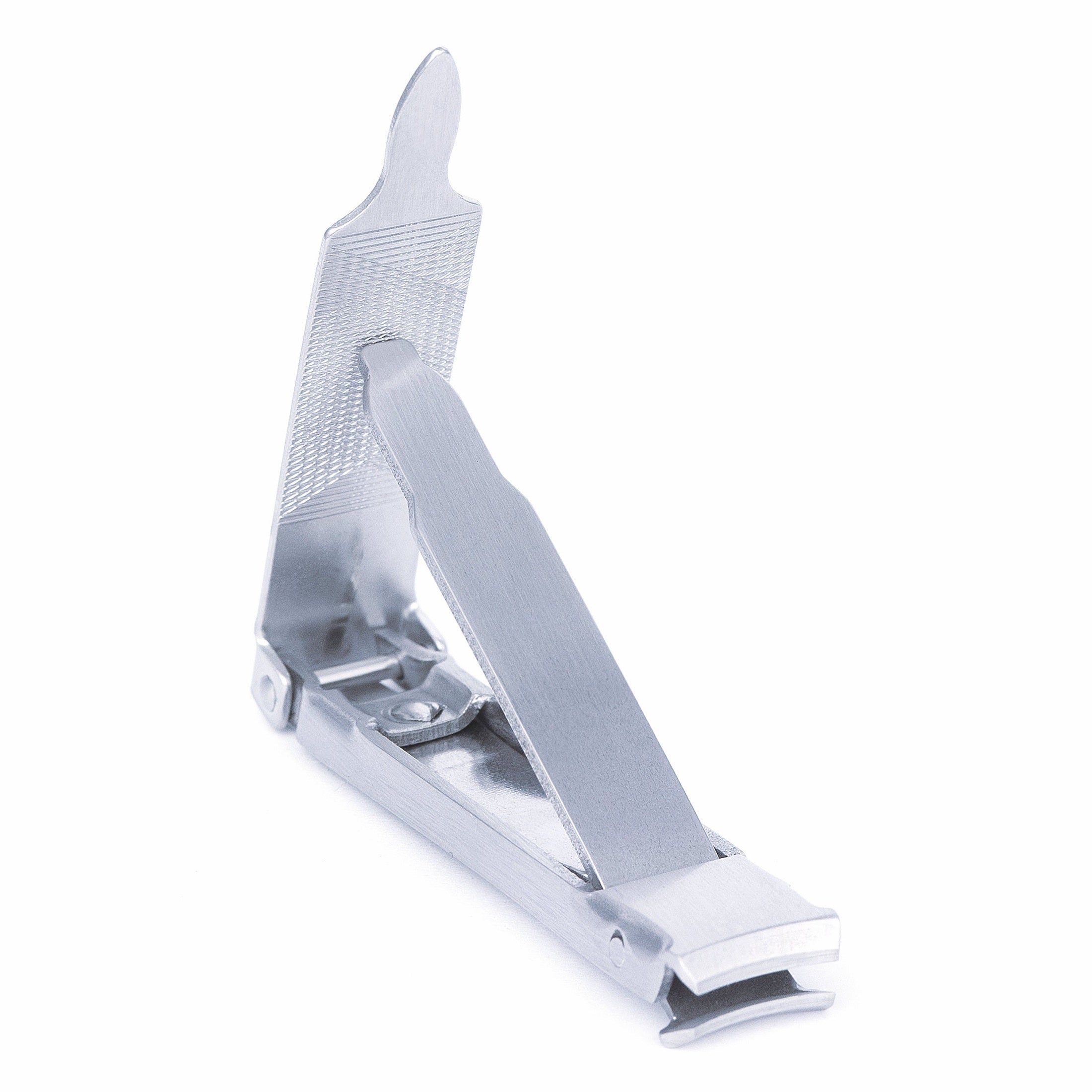 Nagelknipser, mattiertes Metall, gehärtete Schneiden. Geöffnet, mit Griff und Feile. Rostfrei.