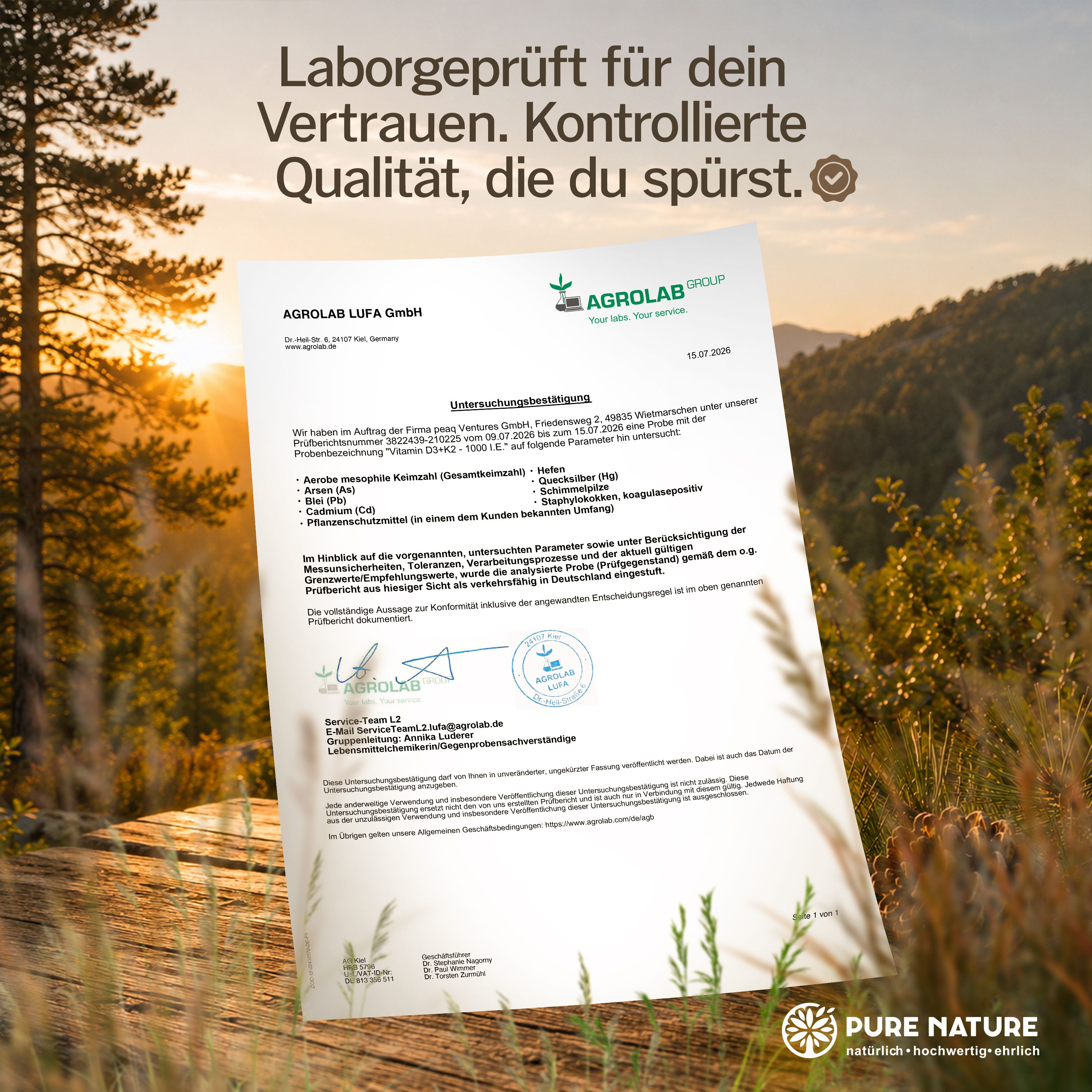 Laborbericht von AgroLab für Pure Nature Vitamin D3+K2 Tropfen, im Wald bei Sonnenuntergang.