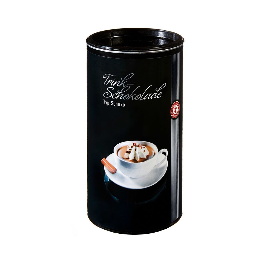 Schwarze Dose mit Trinkschokolade-Etikett. Abbildung einer Tasse Schokolade mit Sahne und Zimtstange.