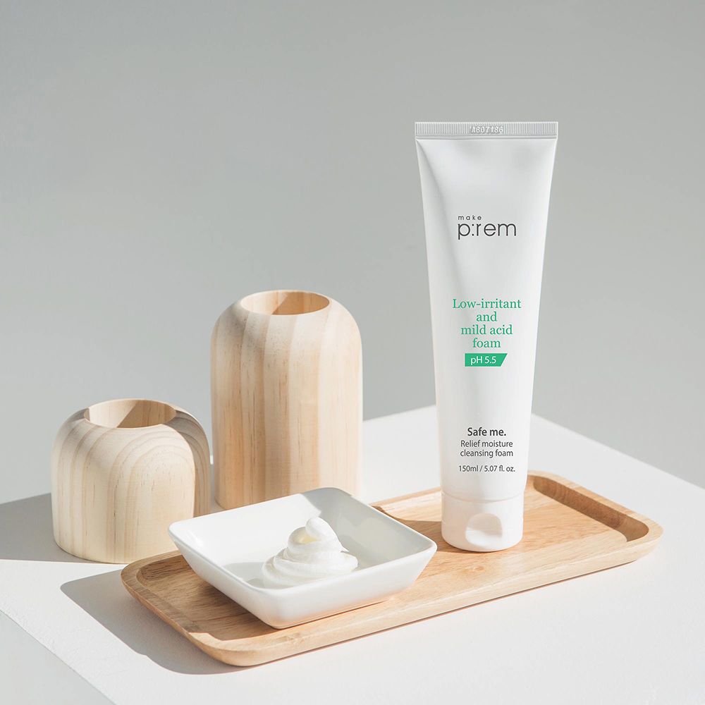 MAKE P:REM Safe Me. Relief Moisture Foam Cleanser