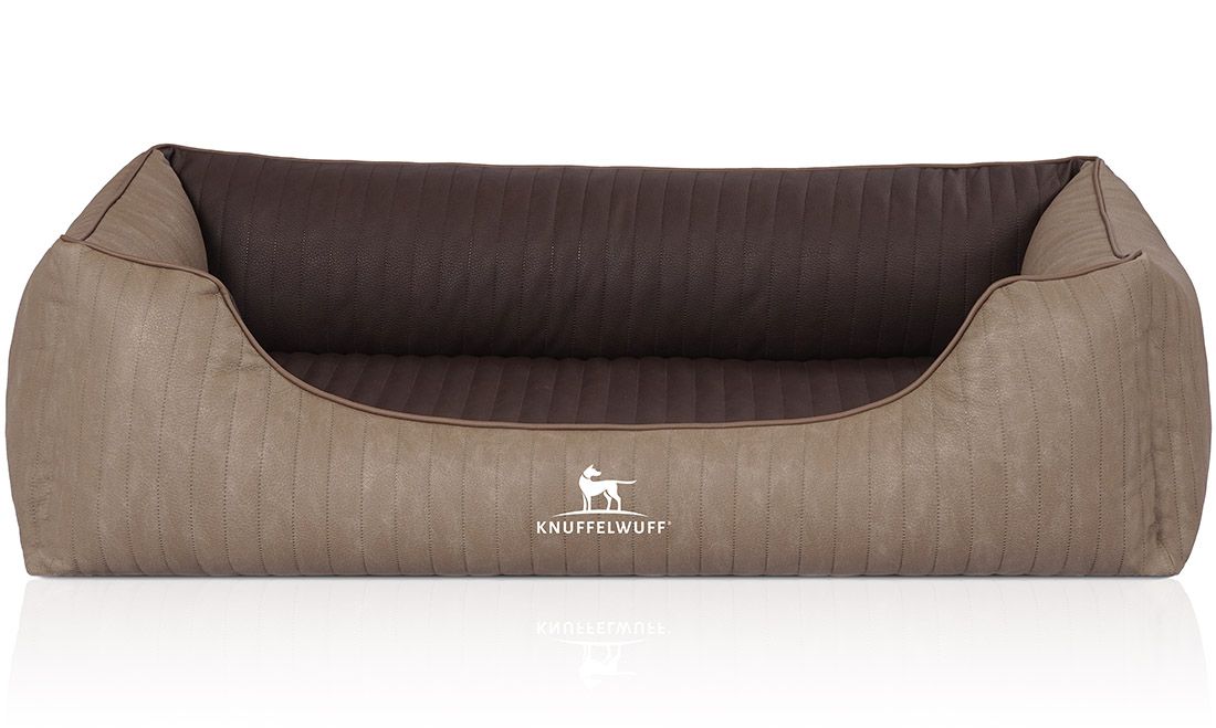 Orthopädisches Hundebett Outlander, beige-braun. Rechteckige Form mit erhöhten Seiten. Logo Knuffelwuff.