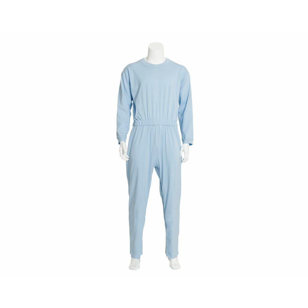 Hellblauer Pflegeoverall auf einer Schaufensterpuppe. Langärmlig, mit Bündchen an Handgelenken und Knöcheln.